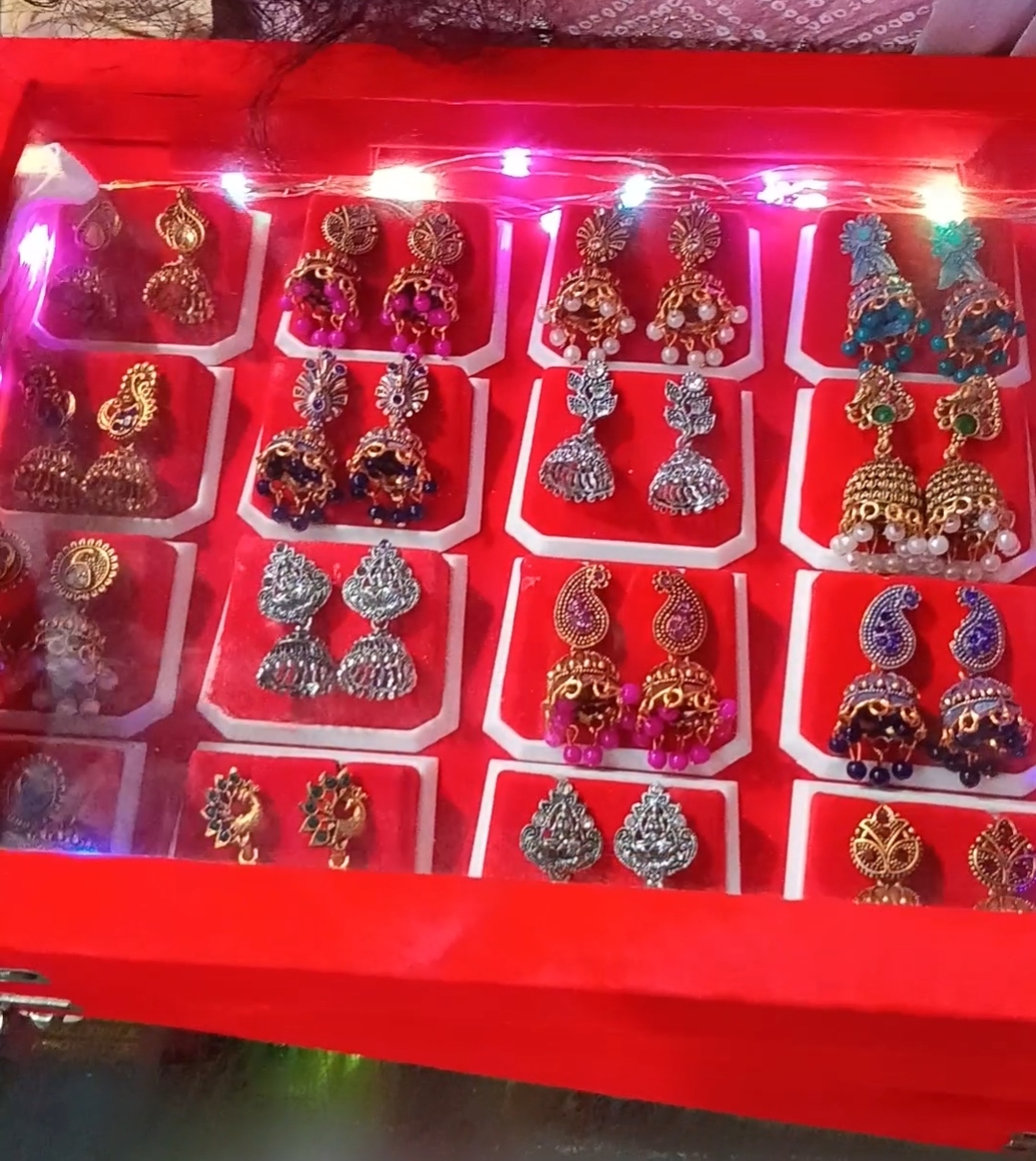 Jumka box set of 20